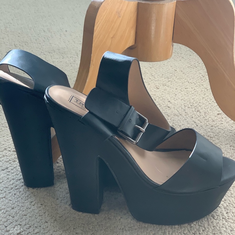 Black Block style heels size 7